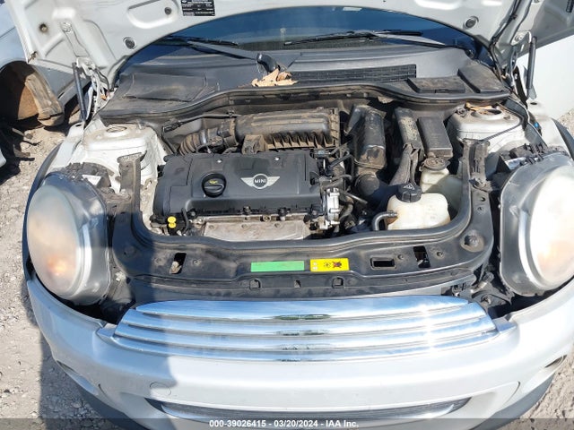 2011 MINI COOPER CLUBMAN WMWZF3C56BT187645 Photo 9