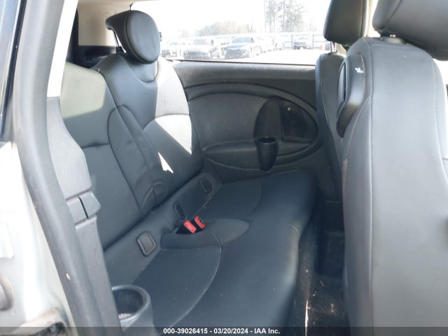2011 MINI COOPER CLUBMAN WMWZF3C56BT187645 Photo 7