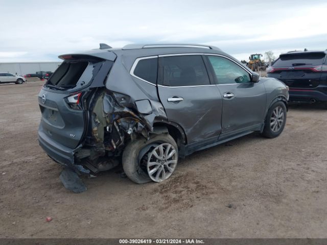 5N1AT2MT8HC799883 Nissan ROGUE SV
