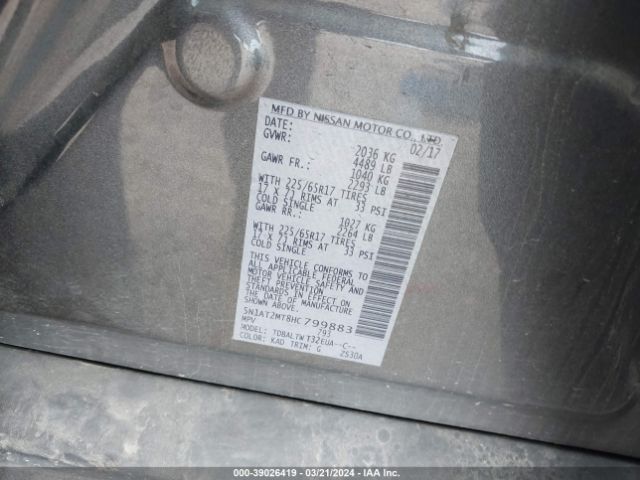 5N1AT2MT8HC799883 Nissan ROGUE SV