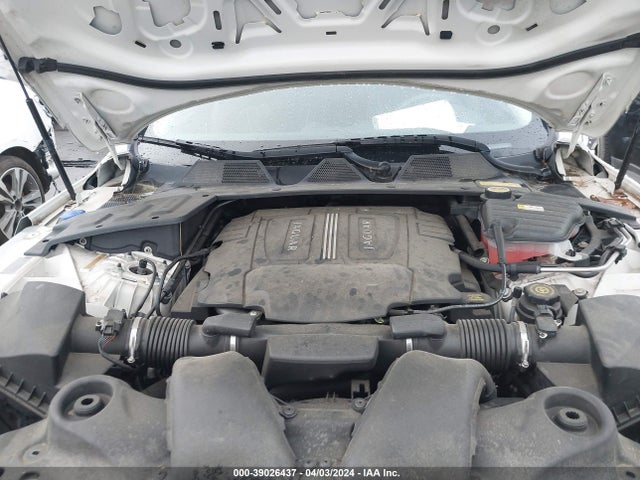 2011 JAGUAR XJ SAJWA2GB5BLV01639 Photo 9