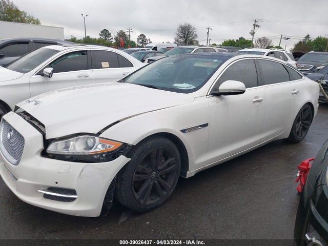 2011 JAGUAR XJ SAJWA2GB5BLV01639 Photo 1