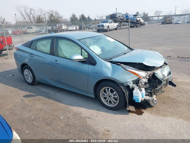 Toyota Prius Two 2016 JTDKBRFUXG3526663 Image 1
