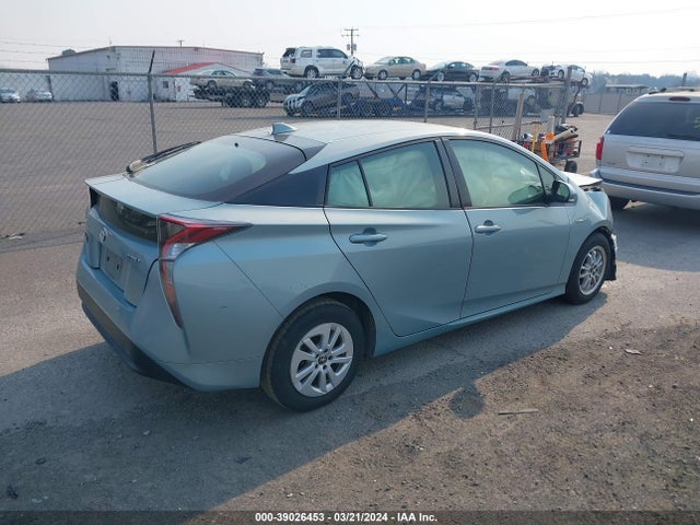 Toyota Prius Two 2016 JTDKBRFUXG3526663 Image 4