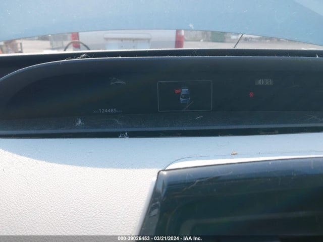 Toyota Prius Two 2016 JTDKBRFUXG3526663 Image 7
