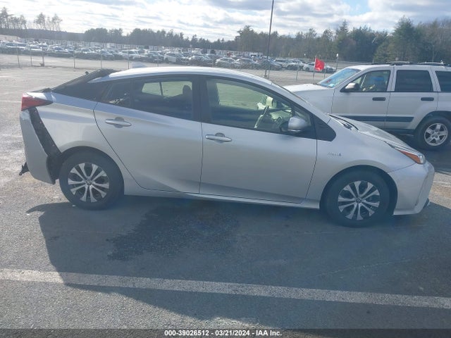 Toyota Prius Le Awd-e 2022 JTDL9MFUXN3037020 Image 13