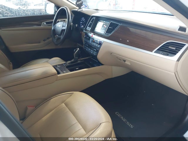 Hyundai Genesis 3.8 2015 KMHGN4JE4FU052701 Image 5