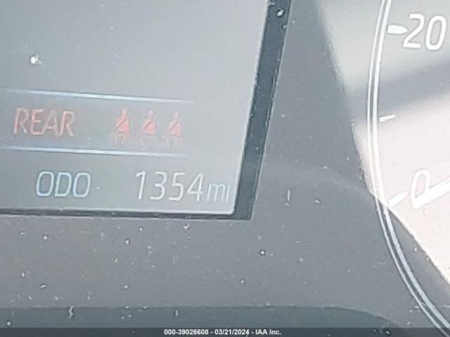 5YFB4MDE3RP127404 Toyota COROLLA LE