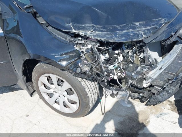 5YFB4MDE3RP127404 Toyota COROLLA LE
