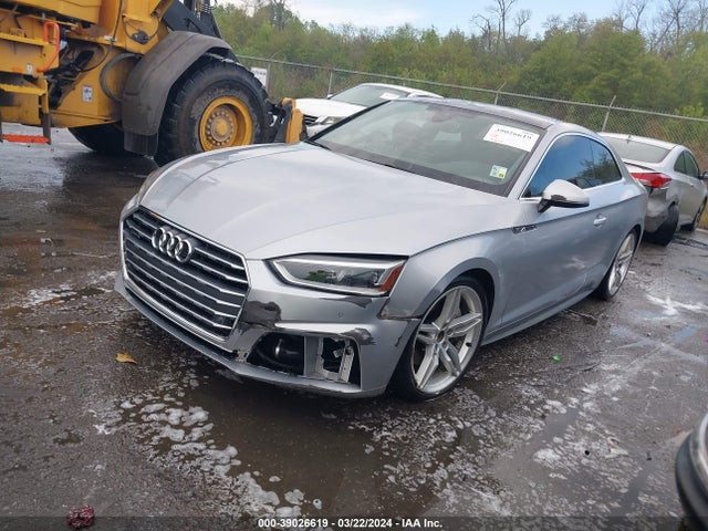 Audi A5 2.0t Premium 2018 WAUTNAF54JA104006 Image 2