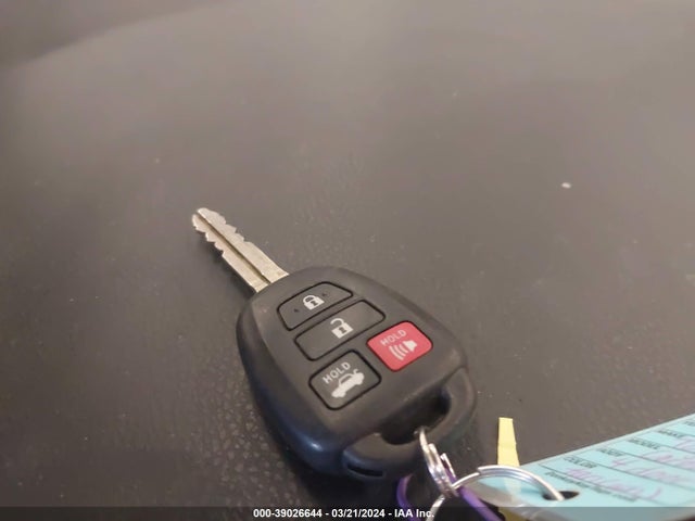 Toyota COROLLA LE 2018 2T1BURHE5JC018907 Image 11