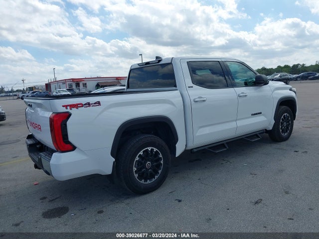 Toyota Tundra Sr5 2023 5TFLA5DB5PX102639 Image 4