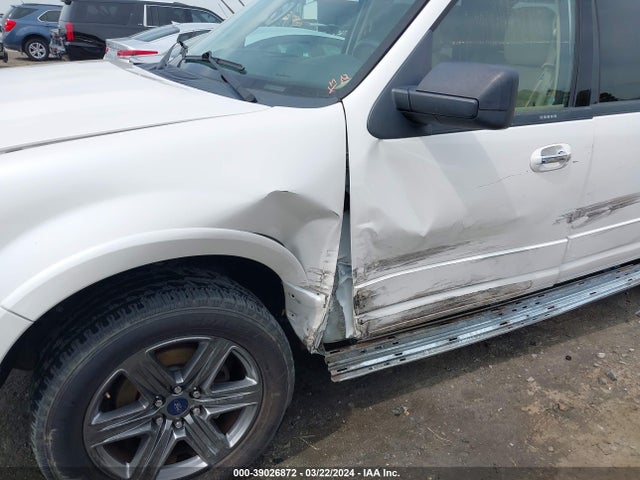 Ford Expedition El Xlt 2017 1FMJK1JT1HEA65494 Image 17