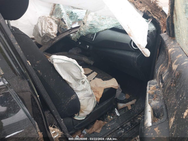 Nissan KICKS SV 2019 3N1CP5CU4KL538343 Image 5