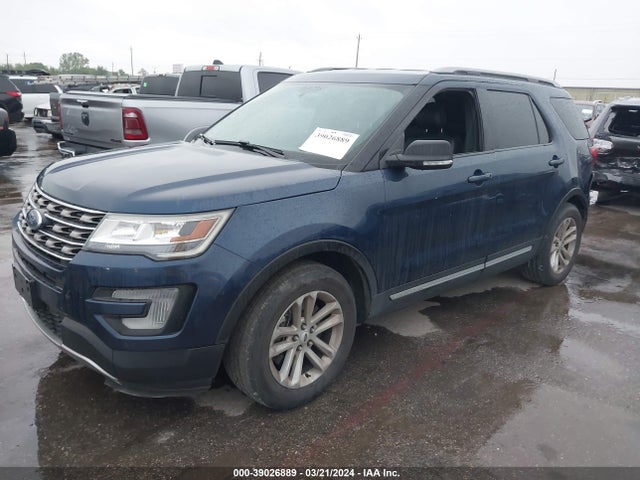 Ford EXPLORER XLT 2017 1FM5K7DH0HGC51253 Image 2