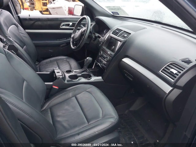 Ford EXPLORER XLT 2017 1FM5K7DH0HGC51253 Image 5