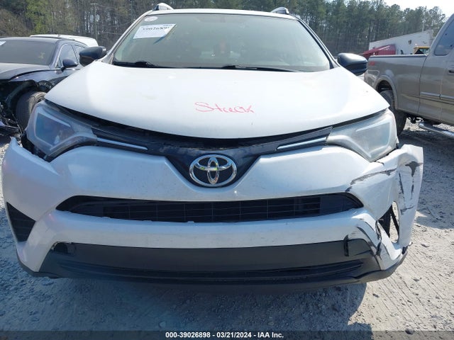 Toyota RAV4 LE 2016 JTMZFREV3GD090407 Image 6