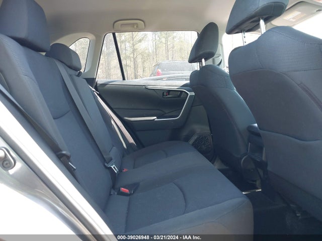 Toyota RAV4 LE 2019 JTMG1RFV3KD016434 Image 8