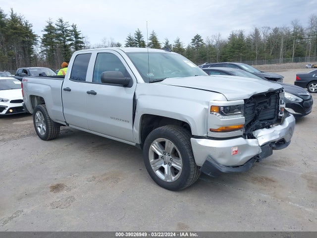 Chevrolet Silverado 1500 Custom 2018 1GCVKPEC0JZ373161 головне зображення