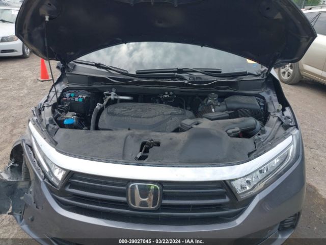 5FNRL6H88NB043795 Honda Odyssey Touring