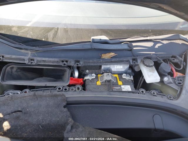 5YJ3E1EA2JF050648 Tesla Model 3 Long Range/mid Range