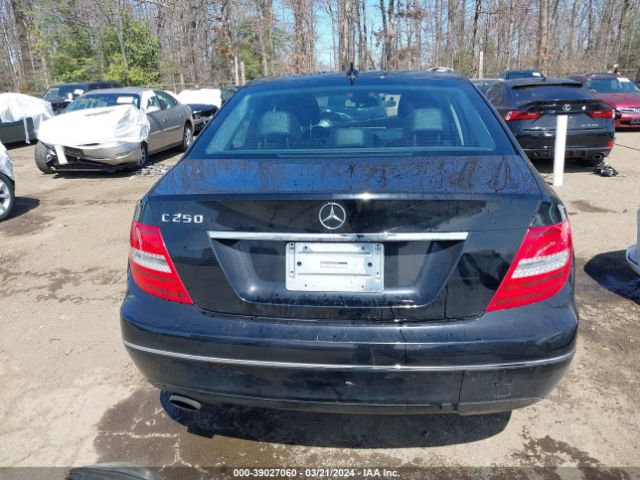 WDDGF4HB1EG255321 Mercedes-Benz C 250 Luxury/sport