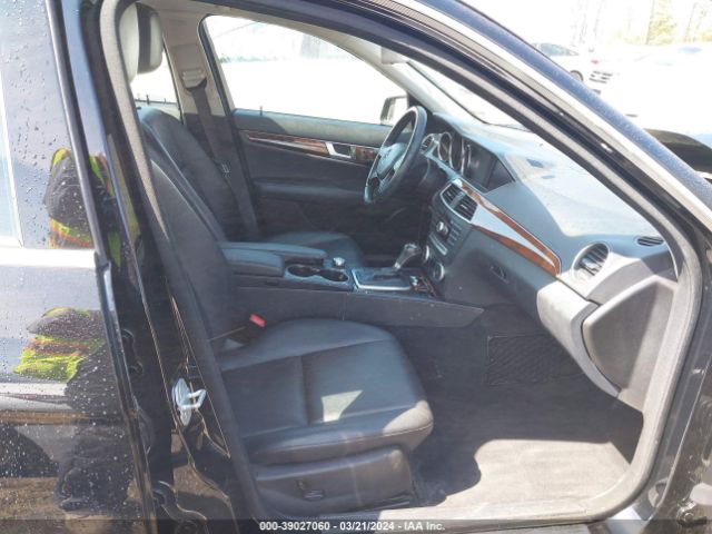 WDDGF4HB1EG255321 Mercedes-Benz C 250 Luxury/sport