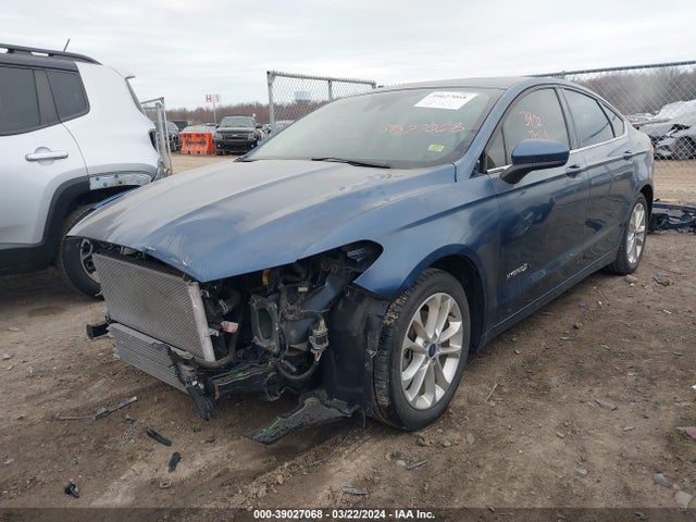 Ford Fusion Hybrid Se 2019 3FA6P0LU6KR165709 Image 2