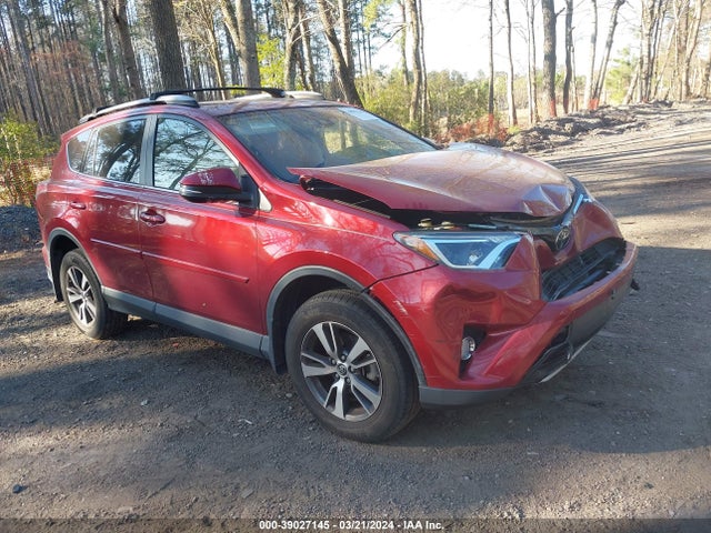 Toyota Rav4 Xle 2018 JTMRFREVXJD253755 Image 1