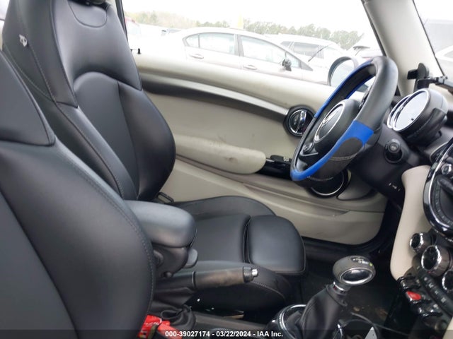 2015 MINI HARDTOP WMWXP7C53F2A37504 Photo 4