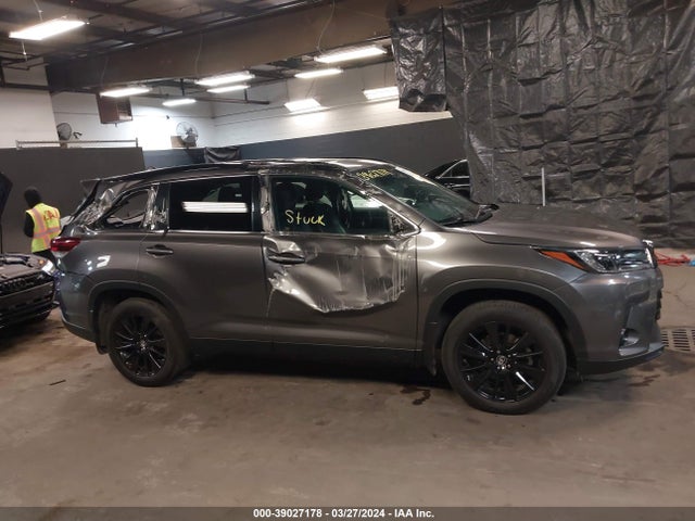 Toyota Highlander Se 2019 5TDJZRFH0KS616311 Image 13