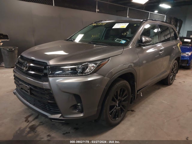 Toyota Highlander Se 2019 5TDJZRFH0KS616311 Image 2