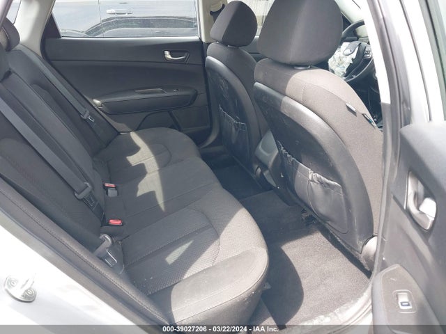 KIA Optima Lx 2017 5XXGT4L33HG169541 Image 8
