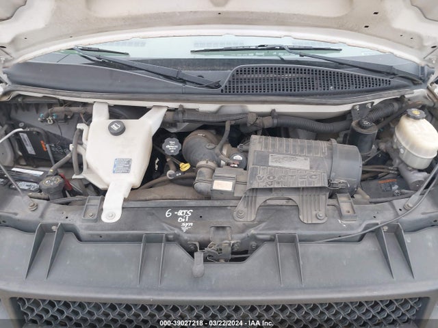 Chevrolet Express 2500 Work Van 2015 1GCWGFCF9F1202606 Image 10