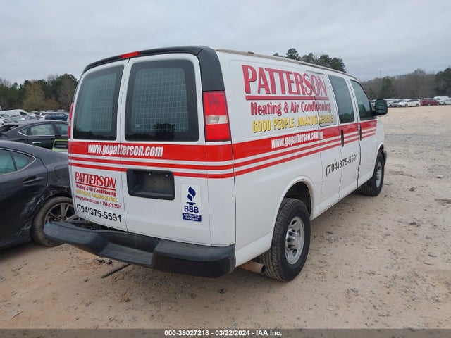 Chevrolet Express 2500 Work Van 2015 1GCWGFCF9F1202606 Image 4