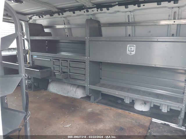 Chevrolet Express 2500 Work Van 2015 1GCWGFCF9F1202606 Image 8