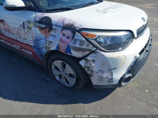 KIA Soul 2016 KNDJN2A23G7300540 Image 6