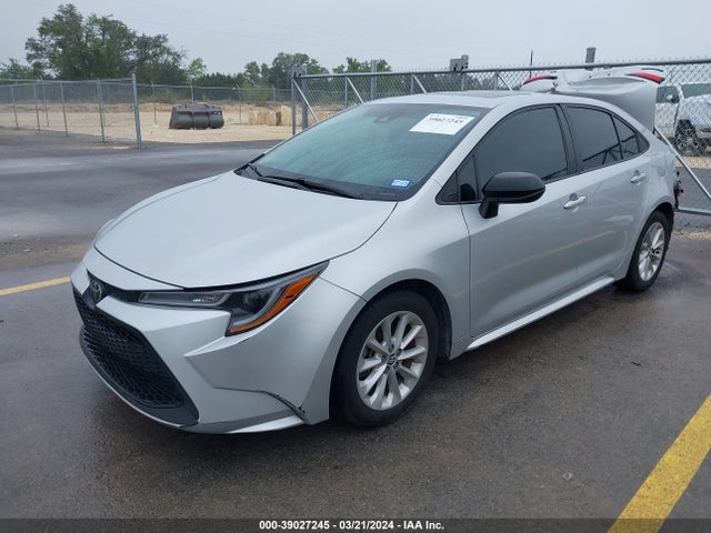 Toyota COROLLA LE 2021 5YFHPMAEXMP194855 Image 2