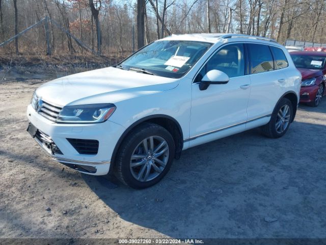 2015 VOLKSWAGEN TOUAREG WVGEP9BP8FD005931 Photo 1