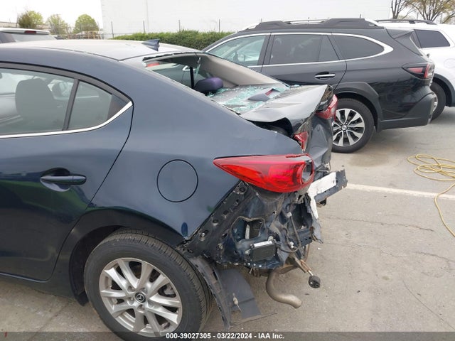 Mazda Mazda3 I Touring 2016 JM1BM1W7XG1290114 Image 18