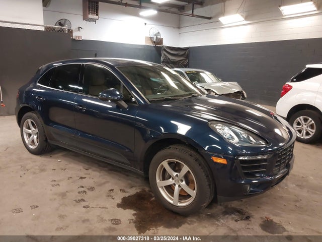 2018 PORSCHE MACAN WP1AA2A56JLB09150 Photo 0