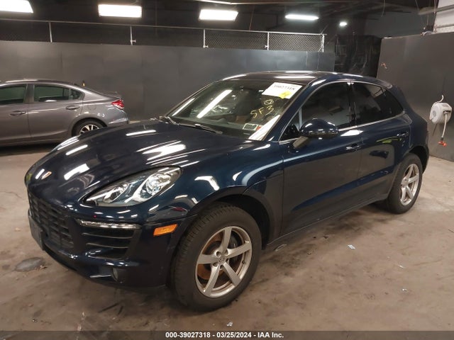 2018 PORSCHE MACAN WP1AA2A56JLB09150 Photo 1