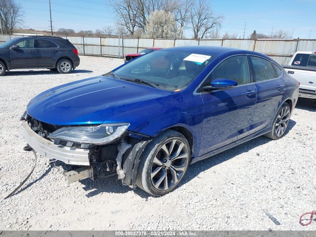 Chrysler 200 C 2015 1C3CCCCB1FN524468 Image 2