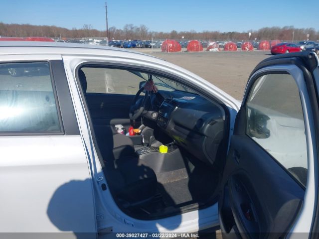 2024 MITSUBISHI MIRAGE ML32AUHJ0RH002083 Photo 4