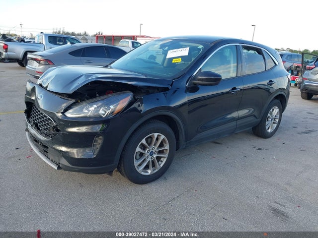 Ford ESCAPE SE 2020 1FMCU9G64LUA85885 Image 2