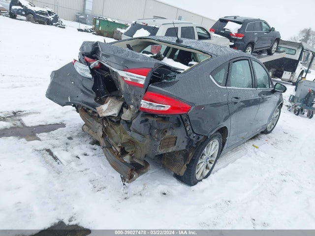 Ford FUSION SE 2017 3FA6P0H77HR156156 Image 4