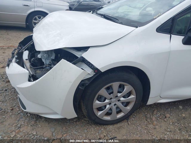 Toyota COROLLA LE 2022 JTDEPMAE4NJ200349 Image 18