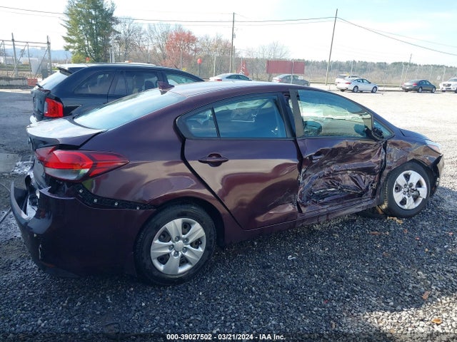 KIA FORTE LX 2017 3KPFK4A76HE078616 Image 13
