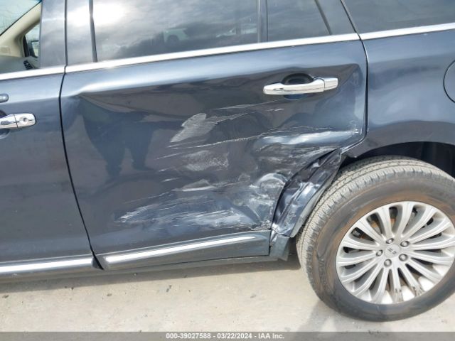 2LMDJ6JK3EBL13714 Lincoln MKX