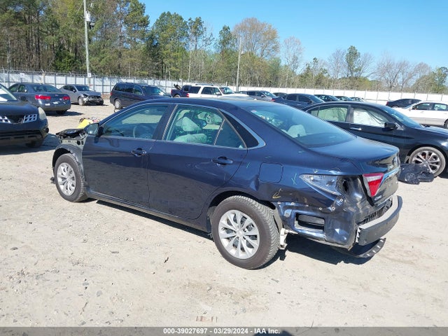 Toyota CAMRY LE 2017 4T1BF1FK8HU710933 Image 3